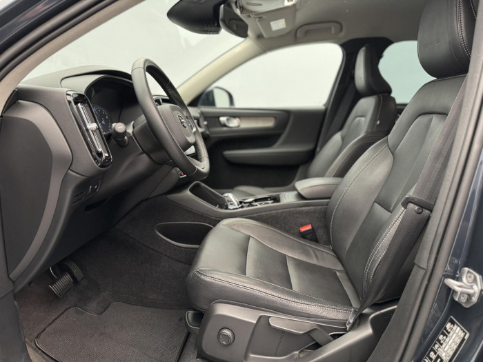 Volvo XC40 T4 AWD INSCRIPTION CZ 1.maj