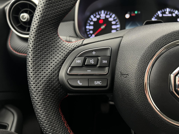 MG ZS 1.5 ESSENTIAL PLUS CZ 1.maj.