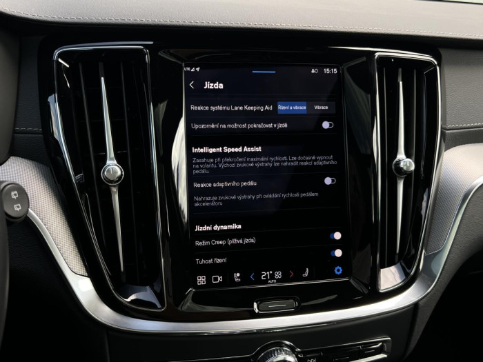 Volvo V60 T6 AWD AUT RECHARGE DARK ULTRA