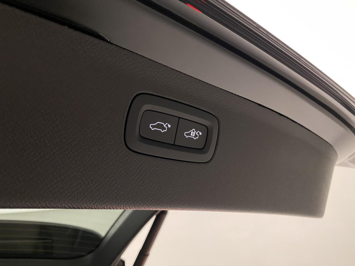 Volvo XC90 B5 AWD AUT BRIGHT PLUS 7míst