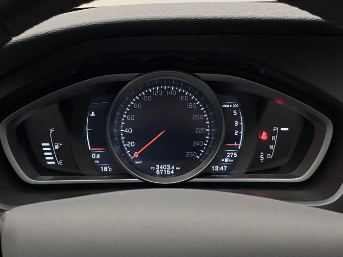 Volvo V40 D2 MOMENTUM AUT NAVIGACE 2.0 d Momentum