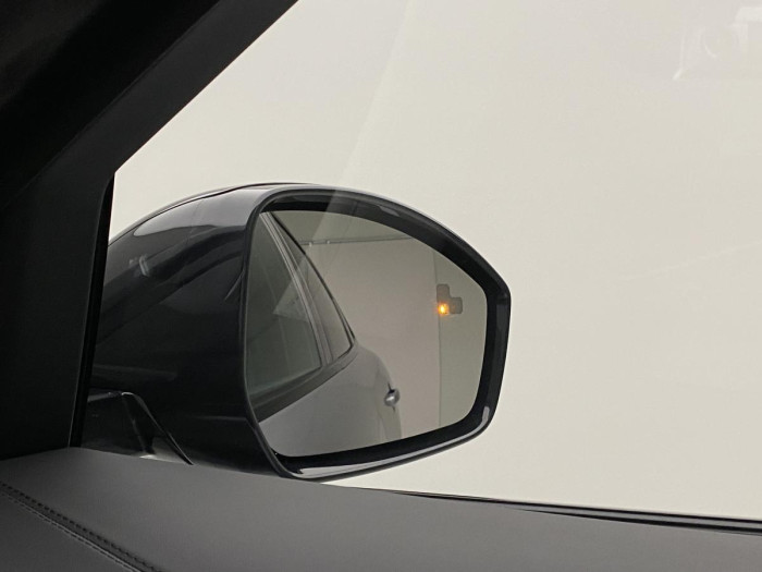 Jaguar F-Pace SVR 5.0 AWD AUT REZERVACE