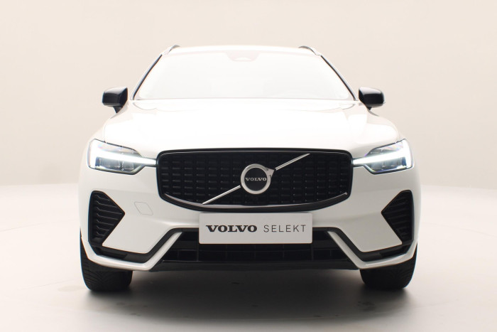 Volvo XC60 B4 AWD R-DESIGN AUT CZ