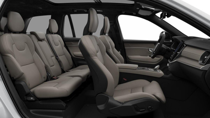 Volvo XC90 B5 AWD AUT DARK ULTRA 7 míst