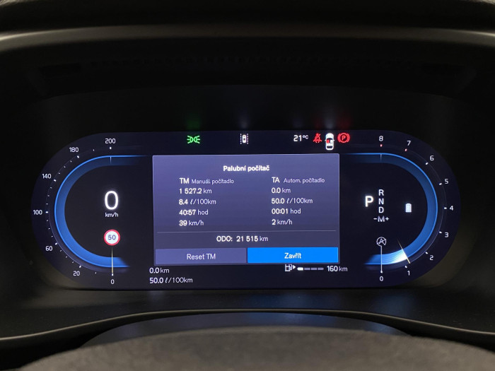 Volvo XC40 B3 DARK PLUS AUT CZ