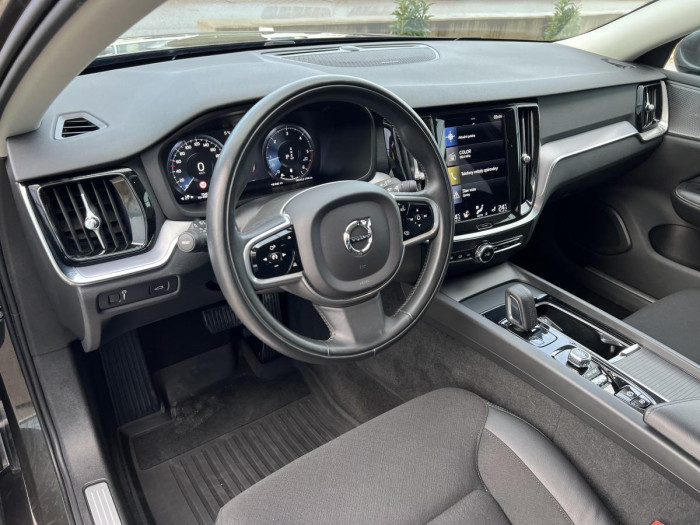 Volvo V60 B4 MOMENTUM Aut 1.maj. 2.0 Momentum