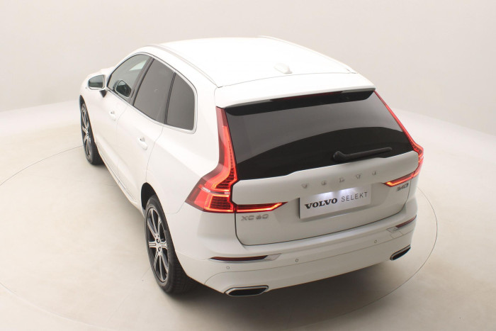 Volvo XC60 B4 AWD INSCRIPTION AUT CZ