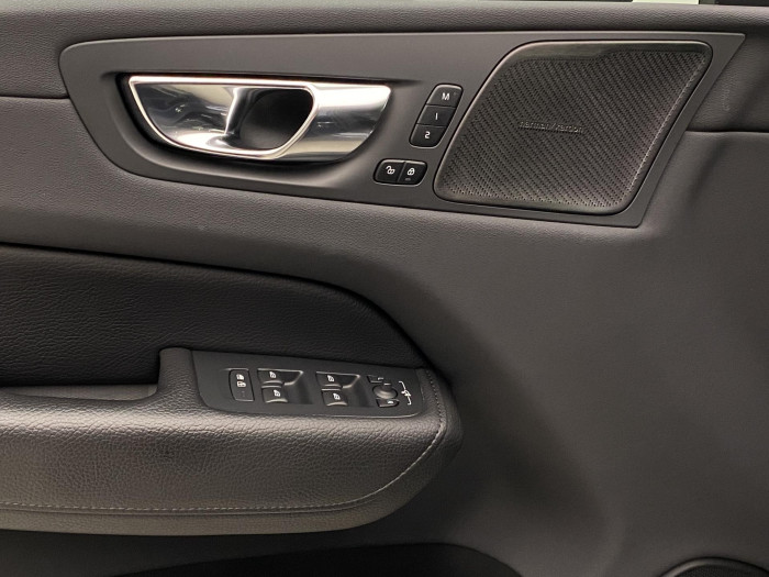 Volvo XC60 T4 MOMENTUM AUT 1.maj 2.0 Momentum