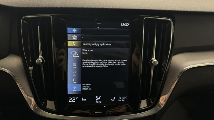 Volvo V60 T6 RECHARGE REZERVACE