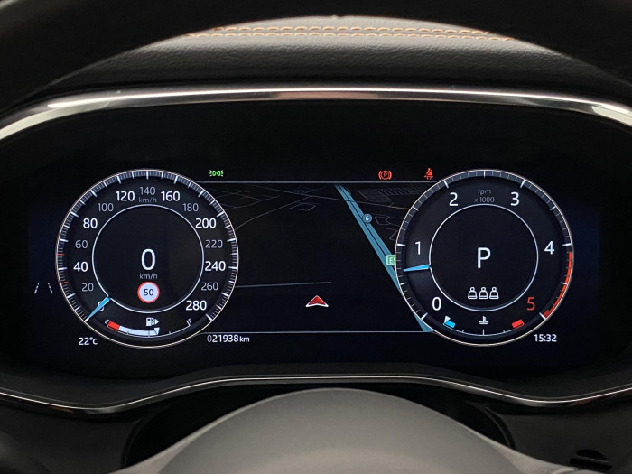 Jaguar F-Pace REZERVACE