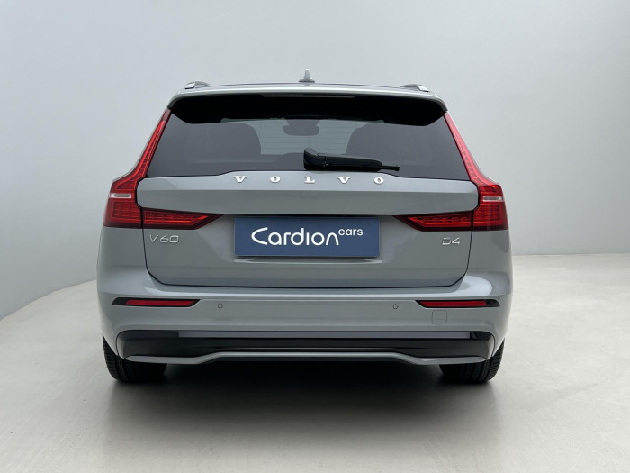 Volvo V60 B4 DARK PLUS