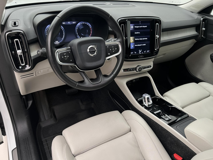 Volvo XC40 T4 AWD INCRIPTION AUT