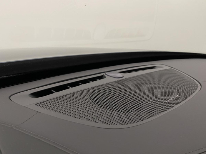 Volvo XC90 T8 AWD R-DESIGN REZERVACE