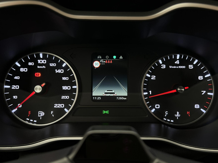 MG ZS 1.5 ESSENTIAL PLUS CZ