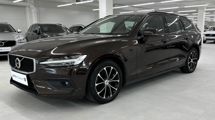 Volvo V60 D3 MOMENTUM REZERVACE 2.0 d Momentum