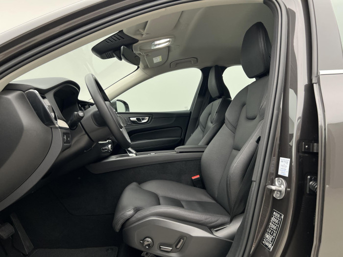 Volvo XC60 B5 AWD INSCRIPTION AUT 1.maj.