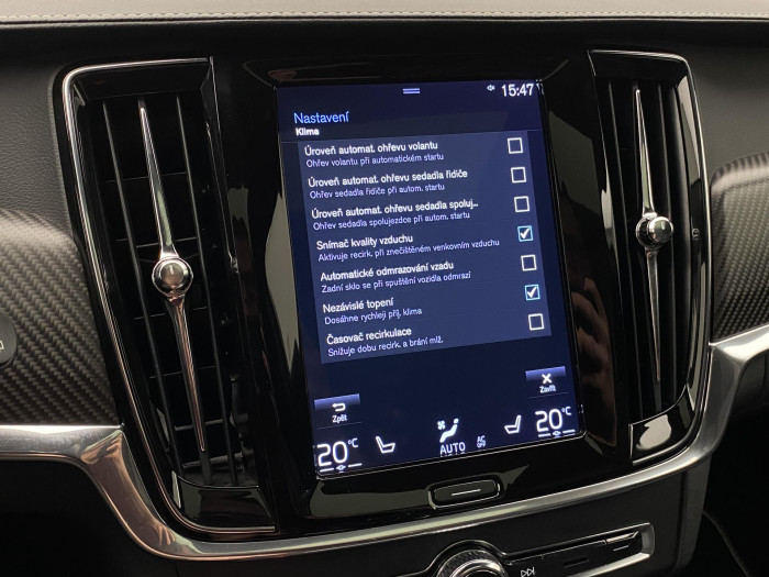 Volvo V90 D5 AWD R-DESIGN REZERVACE 2.0 d