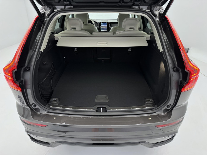 Volvo XC60 T6 AWD AUT DARK ULTRA