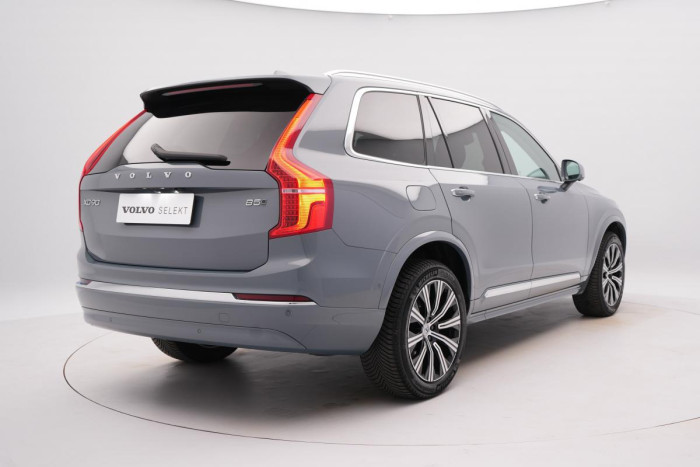 Volvo XC90 B5 AWD PLUS BRIGHT REZERVACE