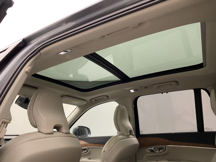 Volvo XC90 D5 AWD INSCRIPTION REZERVACE 2.0 d