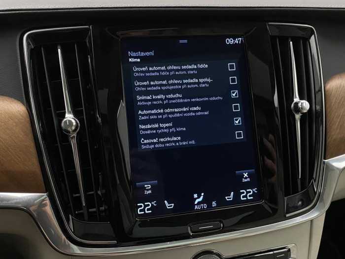 Volvo V90 D4 INSCRIPTION AUT REZERVACE 2.0 d