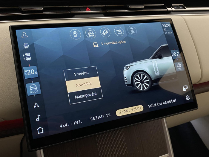 Land Rover Range Rover P550e AUTOBIOGRAPHY SWB