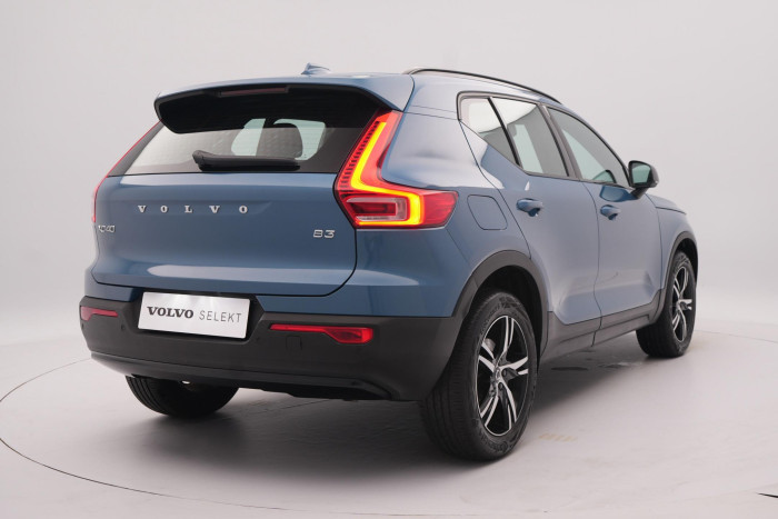 Volvo XC40 B3 DARK PLUS CZ 1.maj