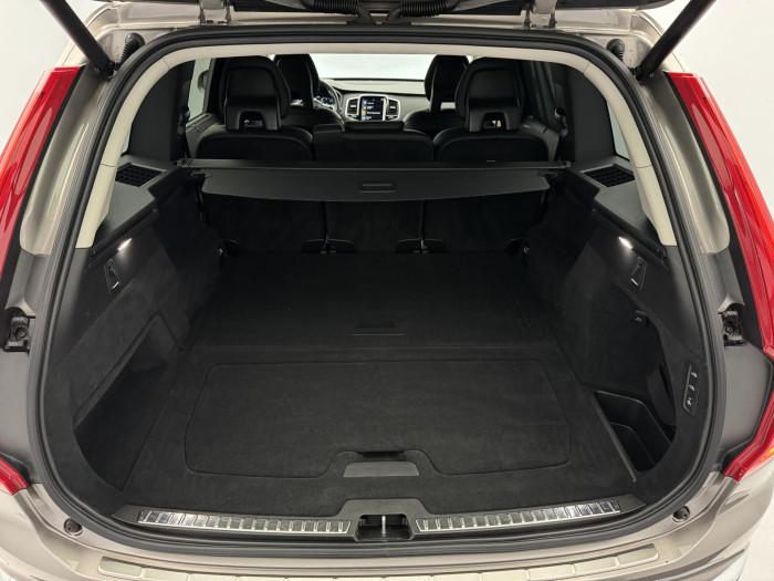 Volvo XC90 B5 AWD INSCRIPTION CZ 1.maj