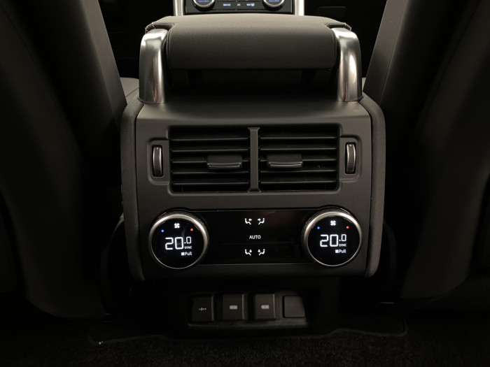 Land Rover Discovery D250 AWD R-DYNAMIC REZERVACE 3.0 d Dynamic