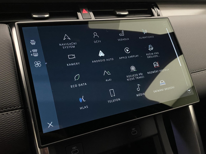 Land Rover Discovery Sport D200 DYNAMIC SE AWD AUT 2.0 d Dynamic SE