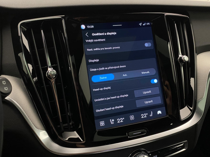 Volvo V60 B4 AUT DARK PLUS