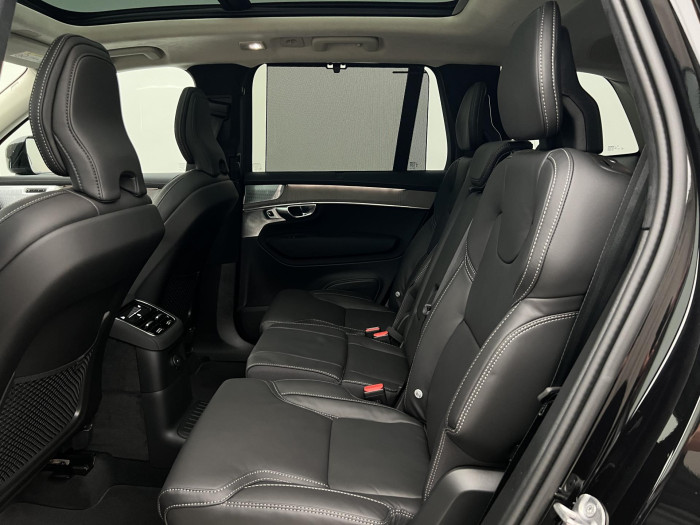 Volvo XC90 T8 AWD RECHARGE DARK ULTRA AUT