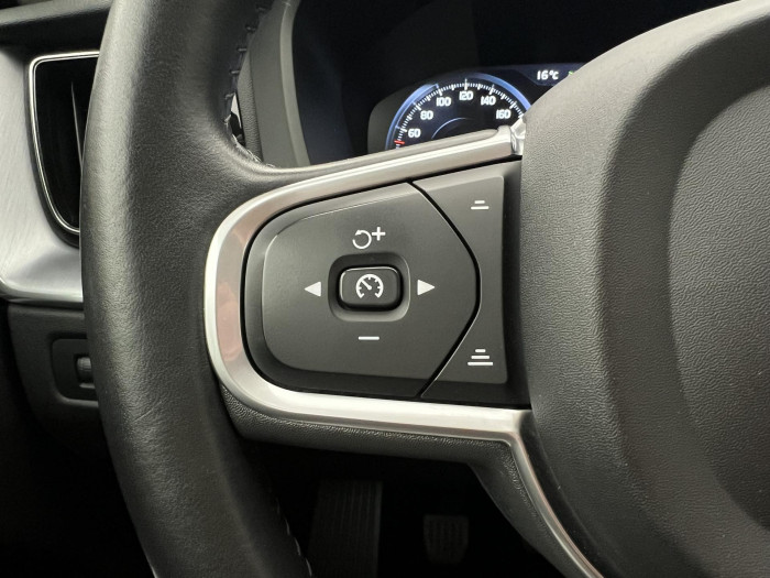 Volvo XC60 D3 MOMENTUM 1.maj. 2.0 d Momentum