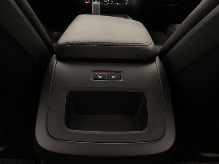 Volvo V60 B4 MOMENTUM AUT REZERVACE 2.0 Momentum