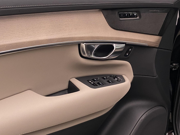 Volvo XC90 T8 AWD RECHARGE BRIGHT PLUS 7m