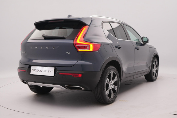 Volvo XC40 T4 AWD INSCRIPTION CZ 1.maj