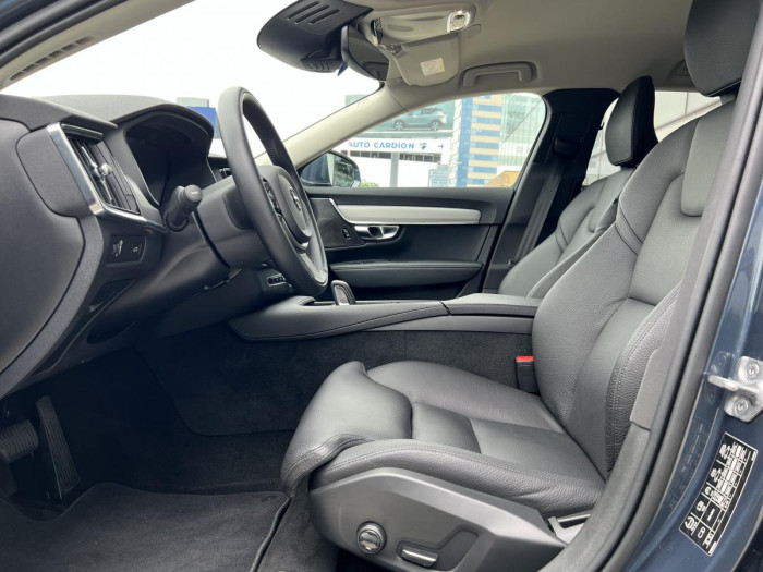 Volvo V90 B4 MOMENTUM Aut 1.maj. 2.0 Momentum