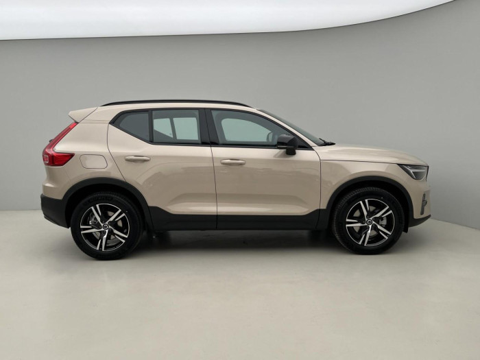 Volvo XC40 B3 DARK PLUS AUT