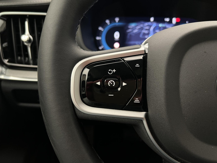 Volvo V60 T6 AWD RECHARGE ULTRA BRIGHT