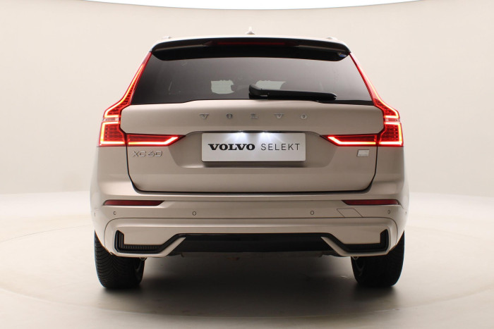 Volvo XC60 T6 AWD PLUS DARK RECHARGE CZ