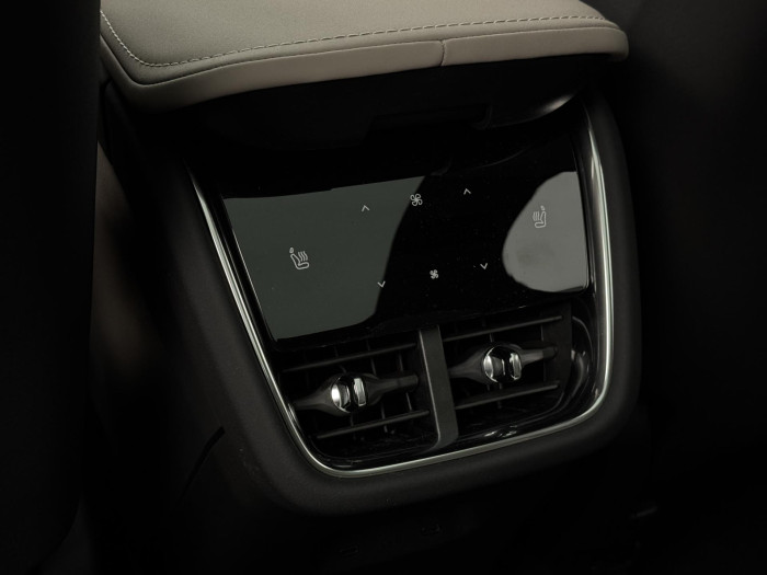 Volvo EX90 PURE ELECTRIC TWIN ULTRA 7míst