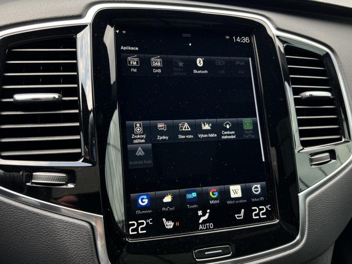 Volvo XC90 B5 R-DESIGN AWD 7MÍSTNÁ Aut
