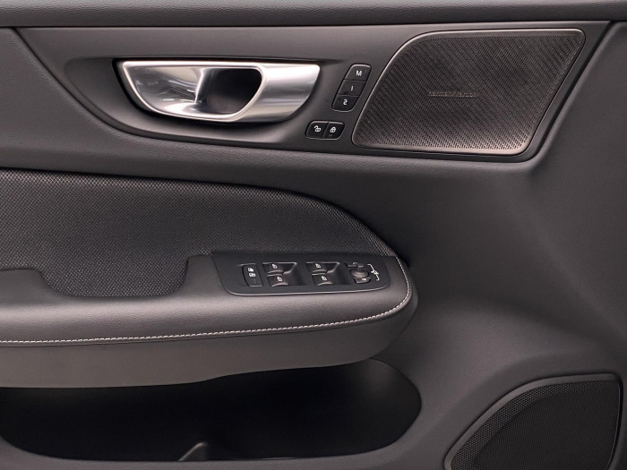 Volvo S60 B5 AWD ULTIMATE DARK AUT