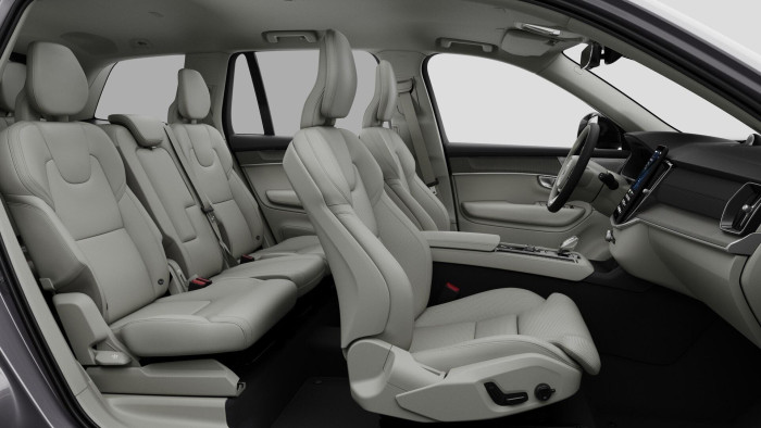 Volvo XC90 B5 AWD AUT DARK PLUS 7-míst