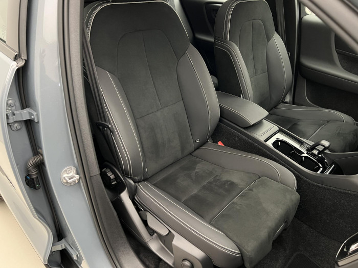 Volvo C40 RECHARGE PLUS TWIN MOTOR AUT