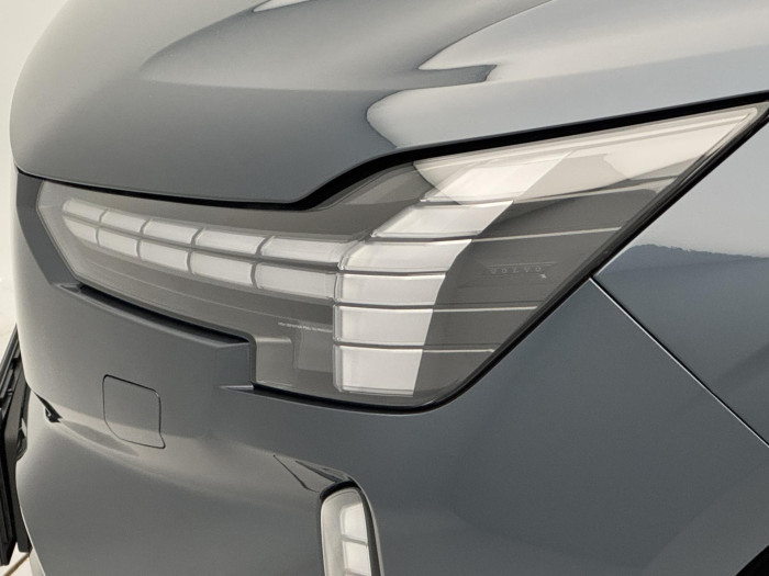 Volvo EX90 PURE ELECTRIC TWIN ULTRA 7míst