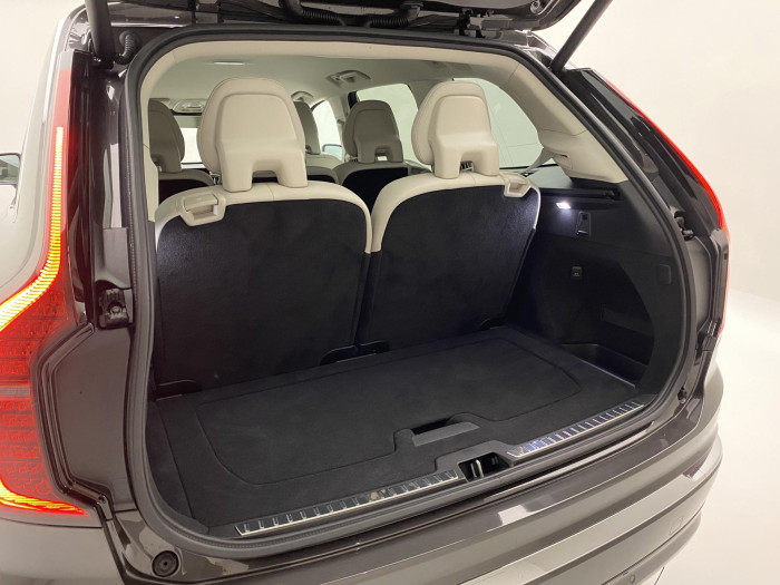 Volvo XC90 T8 AWD RECHARGE BRIGHT PLUS 7m