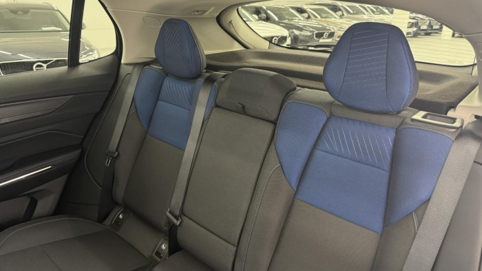 Lynk & Co 01 PHEV DCT AUT