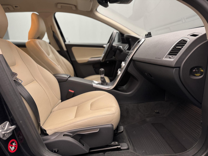 Volvo XC60 D4 AWD CLASSIC 2.4 d Classic Classic