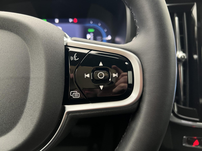 Volvo V90 T6 AWD RECHARGE PLUS DARK AUT